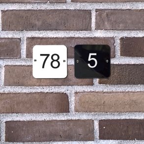 Husnummer skilte 8x8 cm